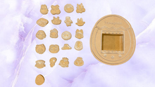Load image into Gallery viewer, S.G x Tamagotchi Shaker Palette Mold
